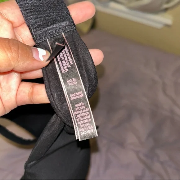 Victoria’s Secret lined Demi bra black - Picture 3 of 3
